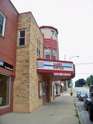 Town Theater, Waukon Town Theater, Waukon