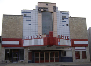 Malek Theatre, Independence