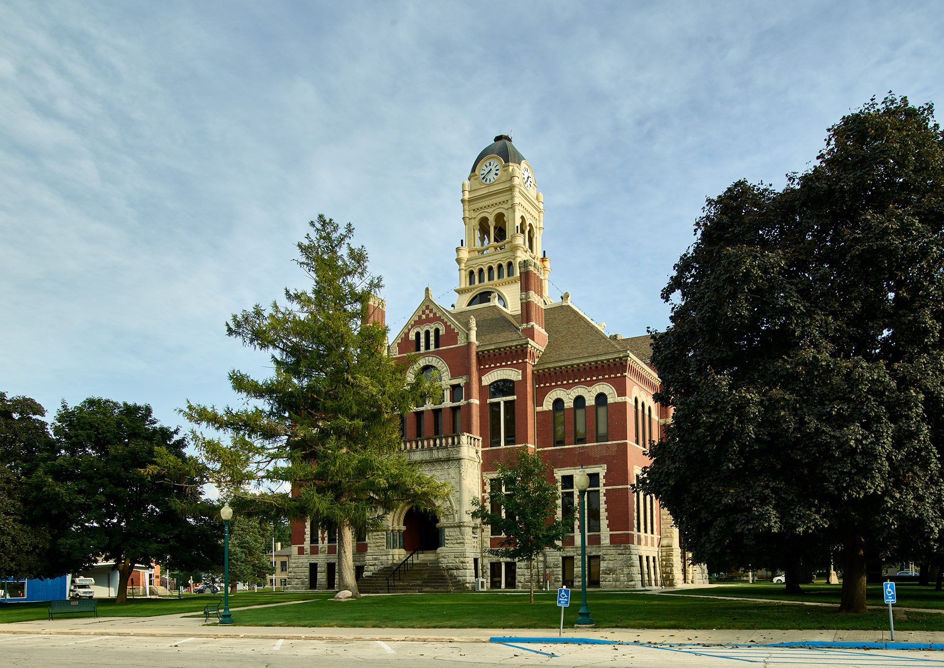 The Franklin County Courthouse in Hampton, Iowa, which was completed in 1891