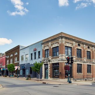 Downtown block in Cedar Falls, Iowa Downtown block in Cedar Falls, Iowa
