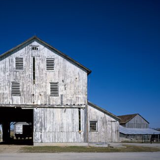 Farm Slide Show_0012_master-pnp-highsm-13400-13482a 'Pass-through barn' in Iowa's Amana colonies