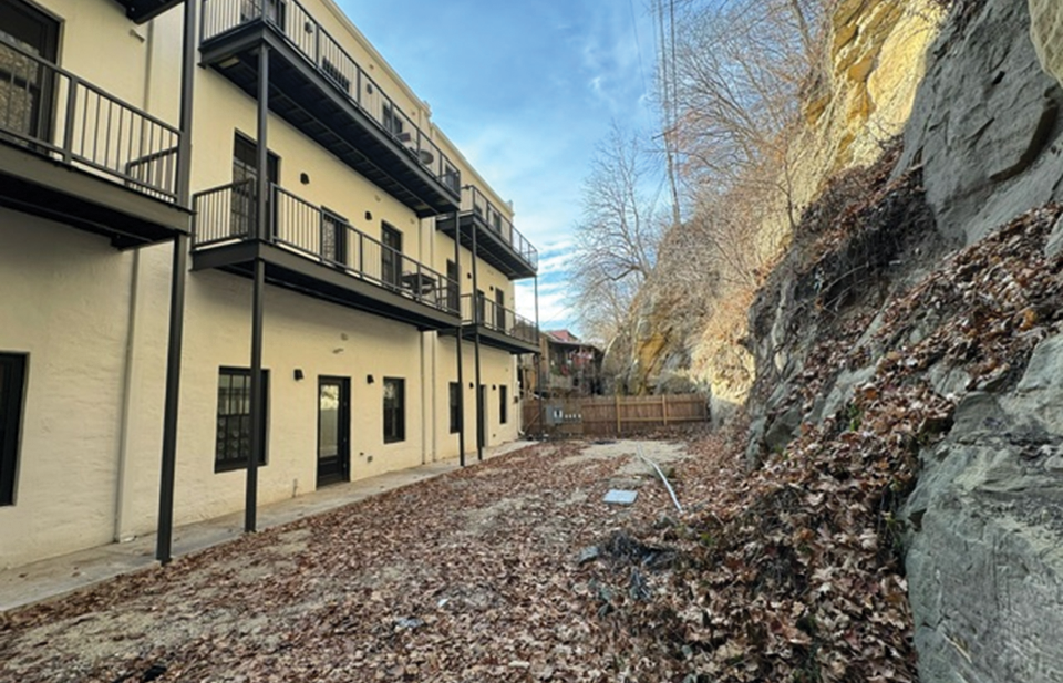 McGregor_0000_Layer-9