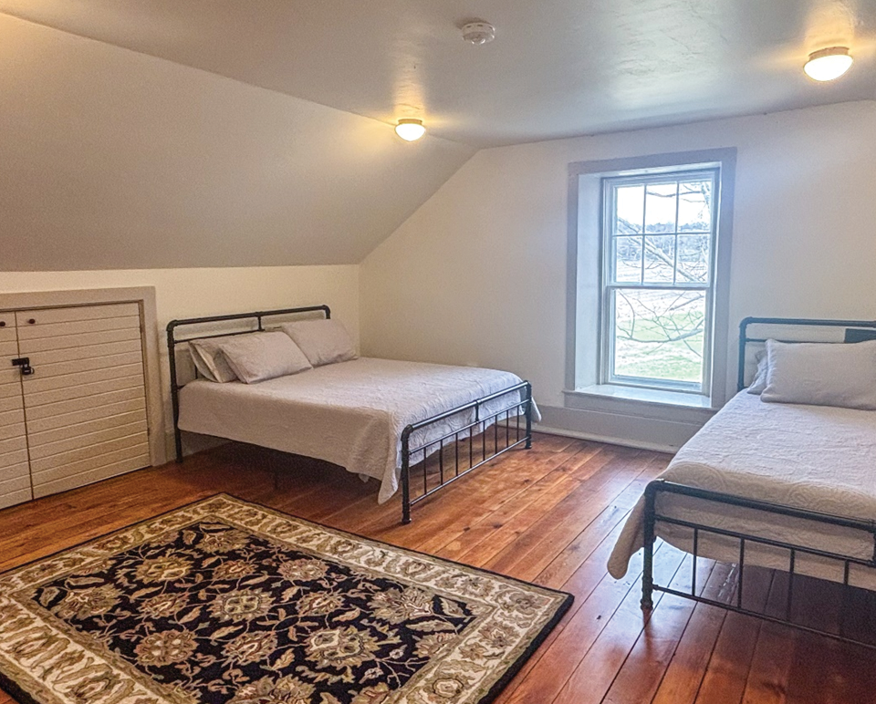 motor-inn_0000_Layer-17