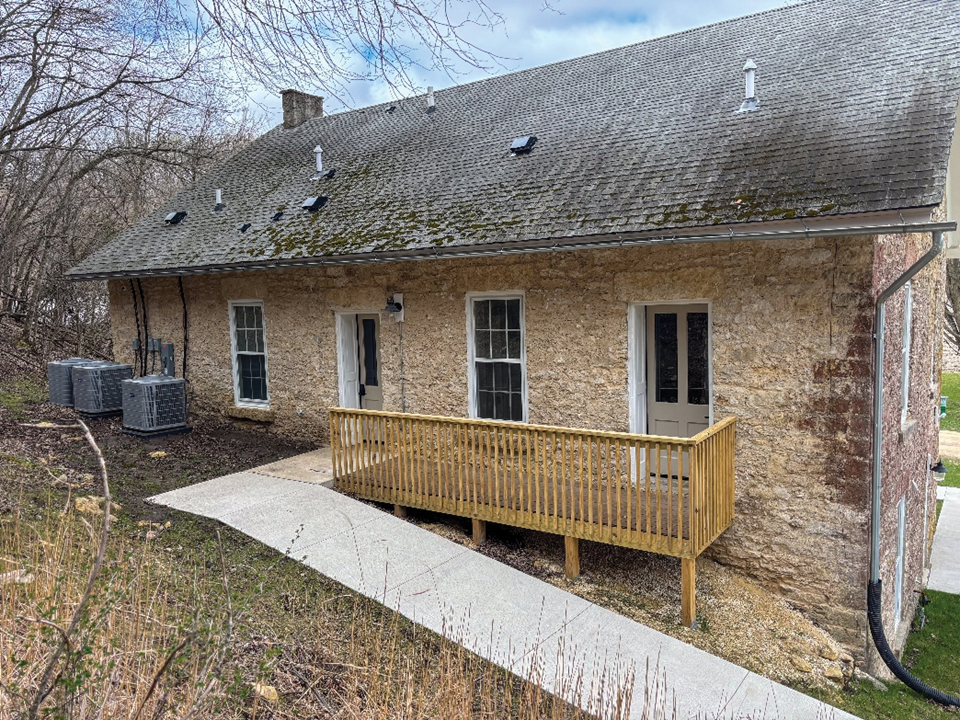 motor-inn_0003_Layer-14