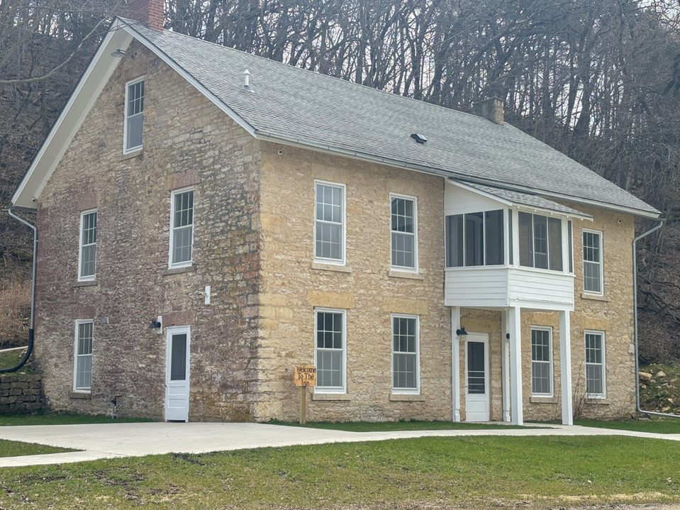 Motor Inn Revival: Accommodating Agrarian Travelers Past and Present